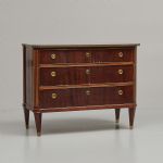 1089 4521 CHEST OF DRAWERS